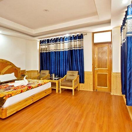 Hotel Uday Himalaya Manāli エクステリア 写真